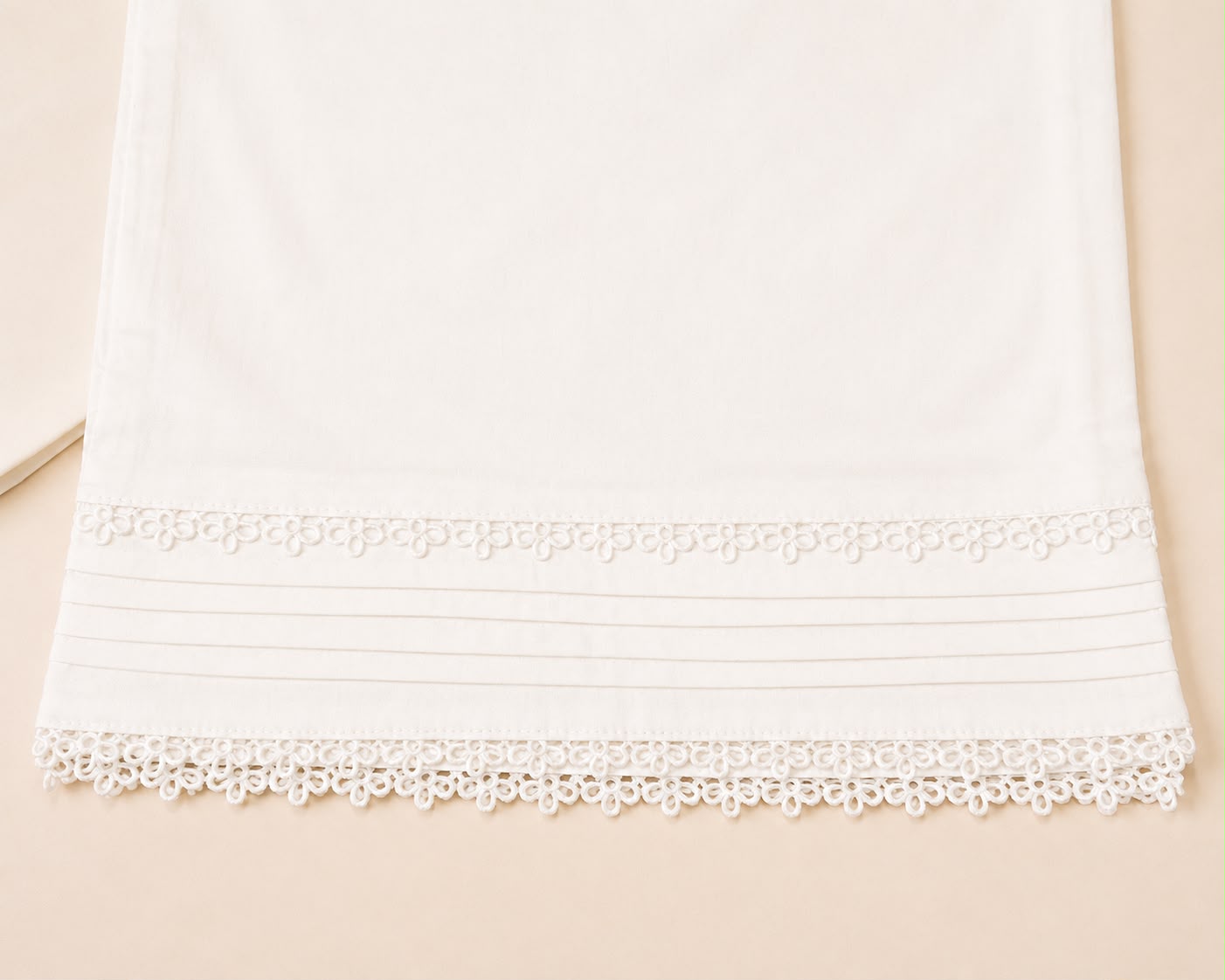 Off-White 4 Plate Plazo